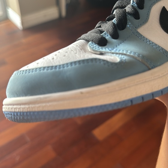 Jordan 1 retro high OG - Picture 8 of 9